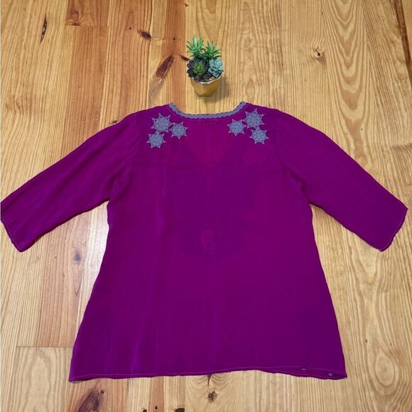 Johnny Was Embroidered Blouse Size MED Pink Floral Boho V-Neck - Picture 10 of 14